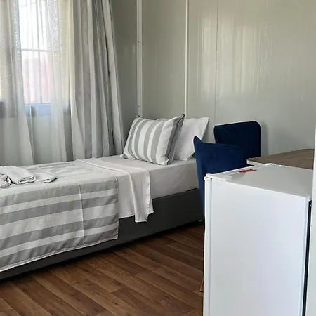 Simlarda Aquapark Фермерський будинок *