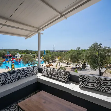 Simlarda Aquapark Farma *