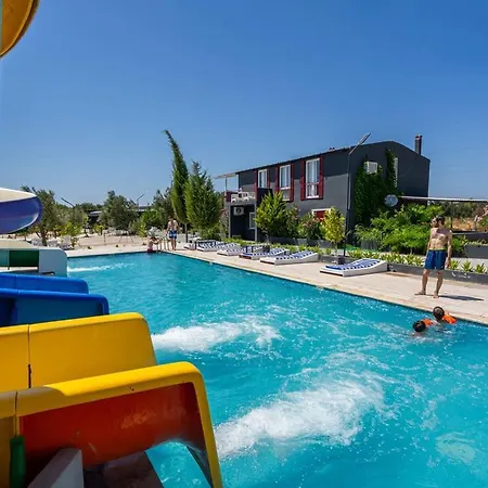 Simlarda Aquapark Farma