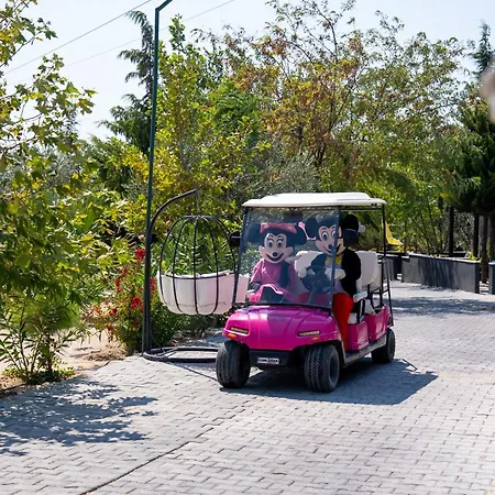 Simlarda Aquapark Farma Ayvalı