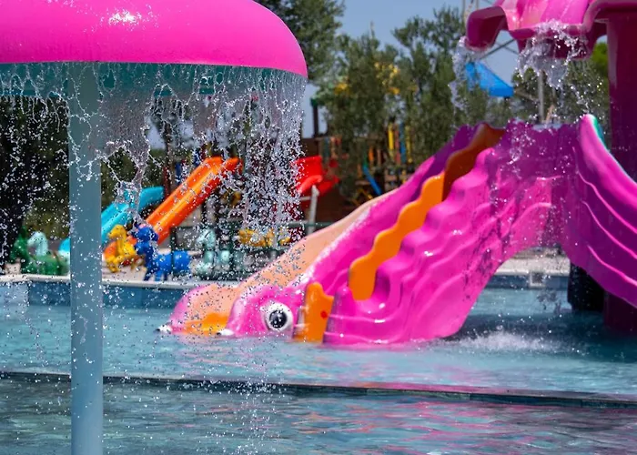 Simlarda Aquapark * Айвалык