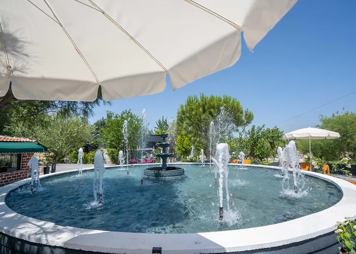 Simlarda Aquapark Фермерский дом *